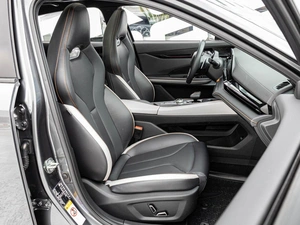 Лифтбек Changan UNI-V 2023 года, 2450000 рублей, Краснодар