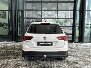 Внедорожник Volkswagen Tiguan 2019 года, 1900000 рублей, Уфа