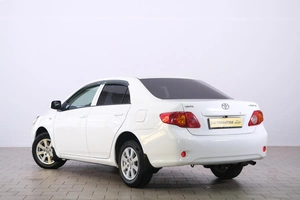 Седан Toyota Corolla 2008 года, 769000 рублей, Омск