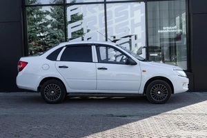 Седан ВАЗ (LADA) Granta 2014 года, 430000 рублей, Ульяновск