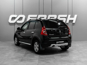 Хетчбэк Renault Sandero Stepway 2012 года, 650000 рублей, Тюмень