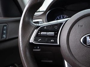 Седан Kia Optima 2019 года, 2038000 рублей, Волгоград