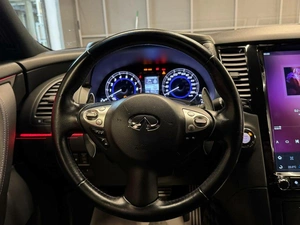 Внедорожник Infiniti QX70 2015 года, 3347000 рублей, Красноярск
