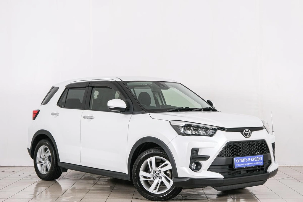 Внедорожник Toyota Raize 2022 года, 1839000 рублей, Красноярск