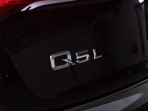 Внедорожник Audi Q5 2025 года, 6034434 рублей, Москва