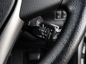 Минивэн Toyota Voxy 2019 года, 2350000 рублей, Краснодар