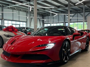 Купе Ferrari SF90 Stradale 2022 года, 33990000 рублей, Павловская Слобода