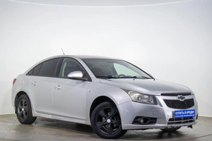 Седан Chevrolet Cruze 2010 года, 669000 рублей, Оренбург