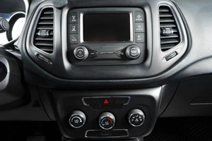 Внедорожник Jeep Compass 2018 года, 2159000 рублей, Тюмень