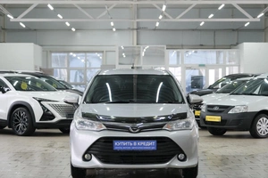 Универсал Toyota Corolla Fielder 2015 года, 1199000 рублей, Омск