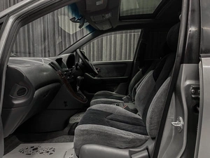 Внедорожник Toyota Harrier 2000 года, 799000 рублей, Красноярск