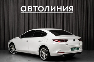 Седан Mazda 3 2020 года, 1800000 рублей, Красноярск