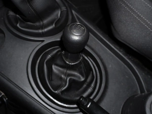 Внедорожник ВАЗ (LADA) Niva Travel 2023 года, 980000 рублей, Санкт-Петербург