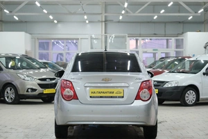 Седан Chevrolet Aveo 2014 года, 689000 рублей, Омск