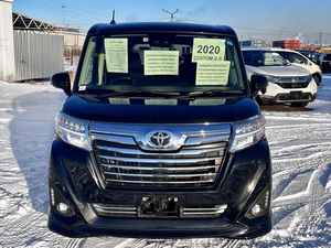 Минивэн Toyota Roomy 2020 года, 1157000 рублей, Красноярск