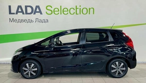 Хетчбэк Honda Fit 2018 года, 985000 рублей, Красноярск