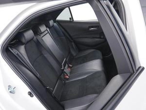 Хетчбэк Toyota Corolla 2020 года, 1789404 рублей, Москва