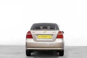 Седан Chevrolet Aveo 2010 года, 449000 рублей, Барнаул