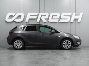 Хетчбэк Opel Astra 2011 года, 1030000 рублей, Воронеж