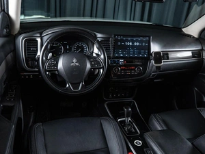 Внедорожник Mitsubishi Outlander 2019 года, 3230000 рублей, Волгоград