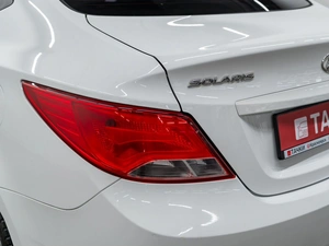 Седан Hyundai Solaris 2016 года, 1000000 рублей, Красноярск