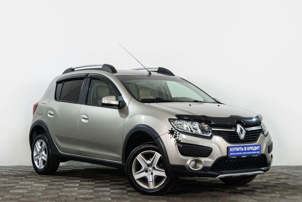 Хетчбэк Renault Sandero 2015 года, 779000 рублей, Сургут