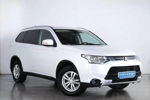 Внедорожник Mitsubishi Outlander 2014 года, 1559000 рублей, Челябинск