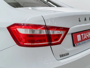 Седан ВАЗ (LADA) Vesta 2018 года, 690000 рублей, Красноярск