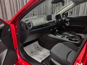 Хетчбэк Mazda Axela 2014 года, 1199000 рублей, Красноярск