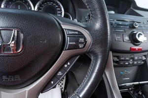 Седан Honda Accord 2008 года, 1049000 рублей, Челябинск