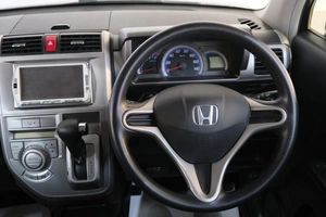 Хетчбэк Honda Zest 2010 года, 759000 рублей, Омск
