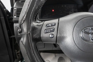 Седан Toyota Corolla 2006 года, 749000 рублей, Барнаул