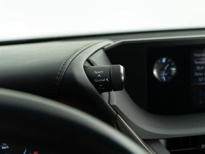 Седан Lexus ES 2020 года, 3289050 рублей, Москва