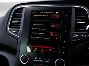 Хетчбэк Renault Megane RS 2019 года, 4100000 рублей, Большой Сочи