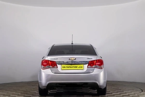 Седан Chevrolet Cruze 2012 года, 719000 рублей, Пермь