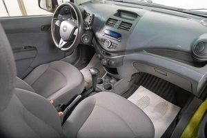 Хетчбэк Chevrolet Spark 2013 года, 799000 рублей, Томск