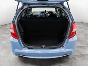 Хетчбэк Honda Fit 2012 года, 975000 рублей, Красноярск