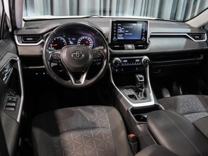 Внедорожник Toyota RAV4 2020 года, 3200000 рублей, Волгоград