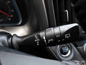 Внедорожник Toyota RAV4 2014 года, 1990000 рублей, Волгоград