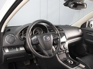 Седан Mazda 6 2011 года, 920000 рублей, Омск