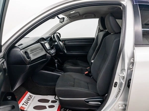 Седан Toyota Corolla Axio 2020 года, 1440000 рублей, Красноярск