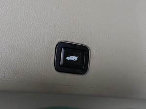 Внедорожник Cadillac SRX 2011 года, 909000 рублей, Тюмень