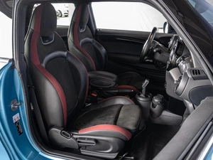 Хетчбэк MINI John Cooper Works 2019 года, 2760000 рублей, Краснодар