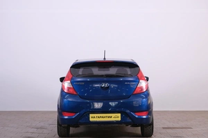 Хетчбэк Hyundai Solaris 2012 года, 619000 рублей, Омск