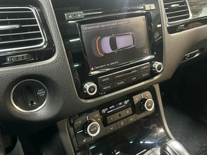 Внедорожник Volkswagen Touareg 2013 года, 2184000 рублей, Красноярск
