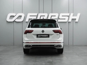 Внедорожник Volkswagen Tiguan 2021 года, 2874000 рублей, Воронеж