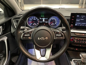 Универсал Kia Ceed 2022 года, 2090000 рублей, Красноярск