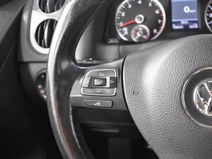 Внедорожник Volkswagen Tiguan 2012 года, 1499500 рублей, Казань