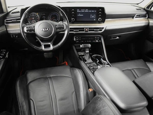 Седан Kia K5 2021 года, 2516800 рублей, Казань