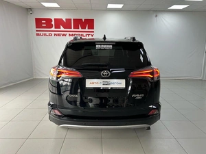 Универсал Toyota RAV4 2017 года, 3000000 рублей, Смоленск